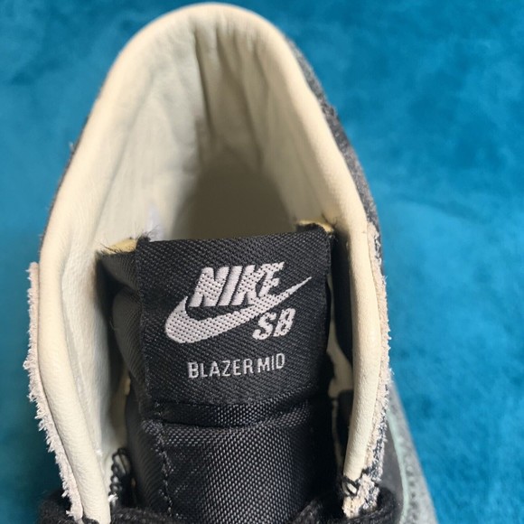 Nike SB Zoom Blazer Mid PRM Black Light Dew DA1839-001 Men's size 10 - Picture 10 of 11